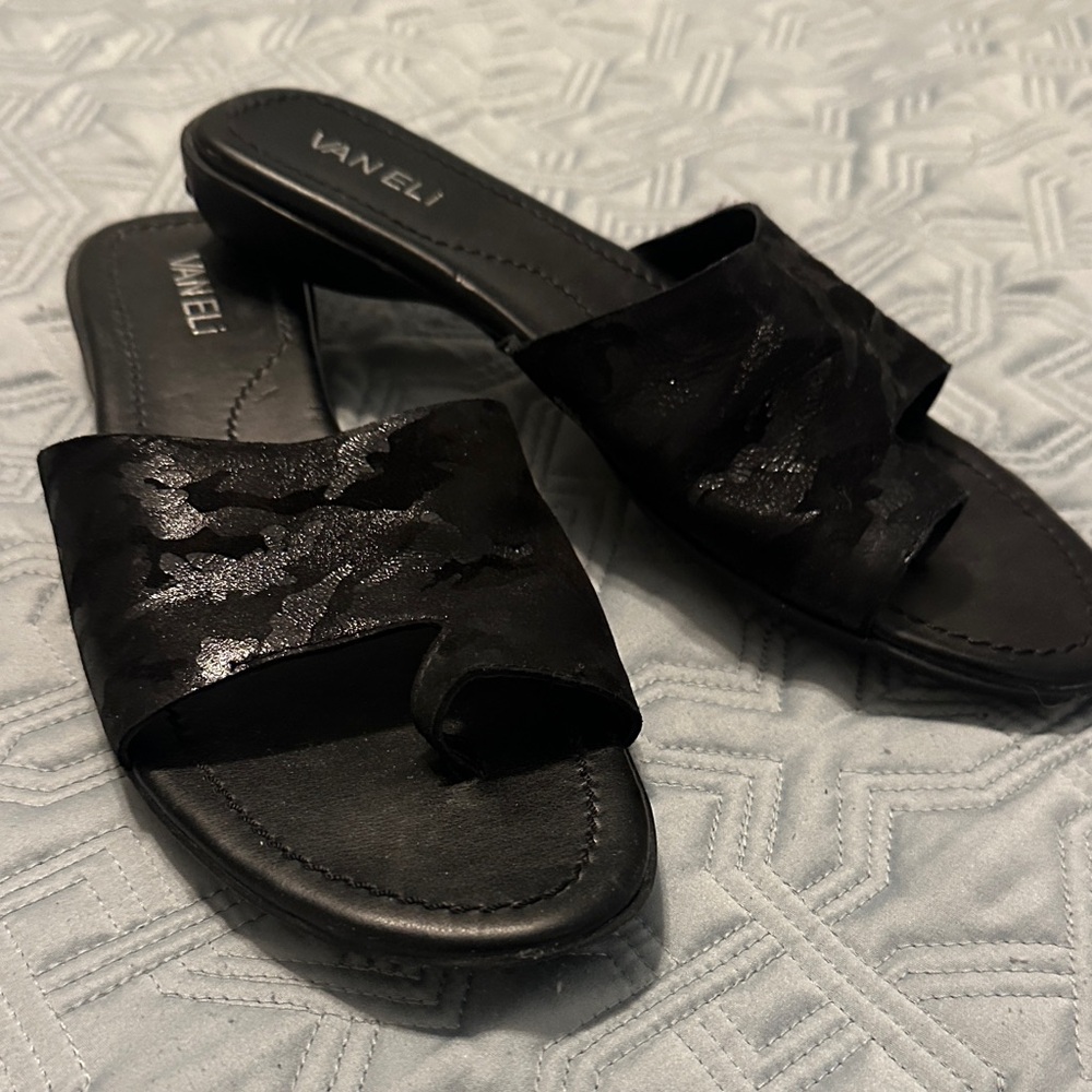 Van Eli Black Women's Camouflage Slide Sandals